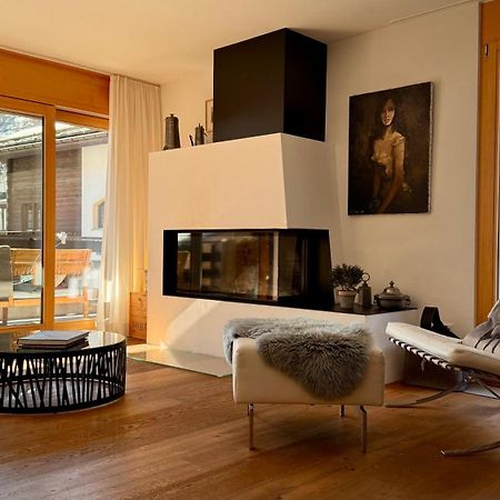 Stylish Home With Matterhorn View In The Center Zermatt Exteriör bild