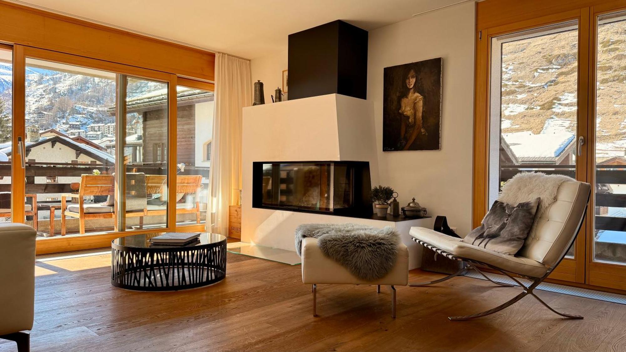 Stylish Home With Matterhorn View In The Center Zermatt Exteriör bild